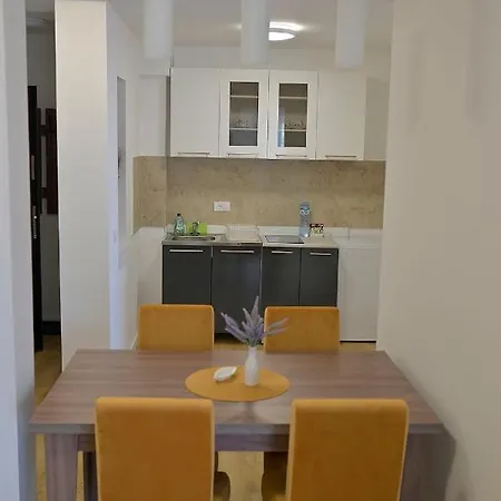 M *